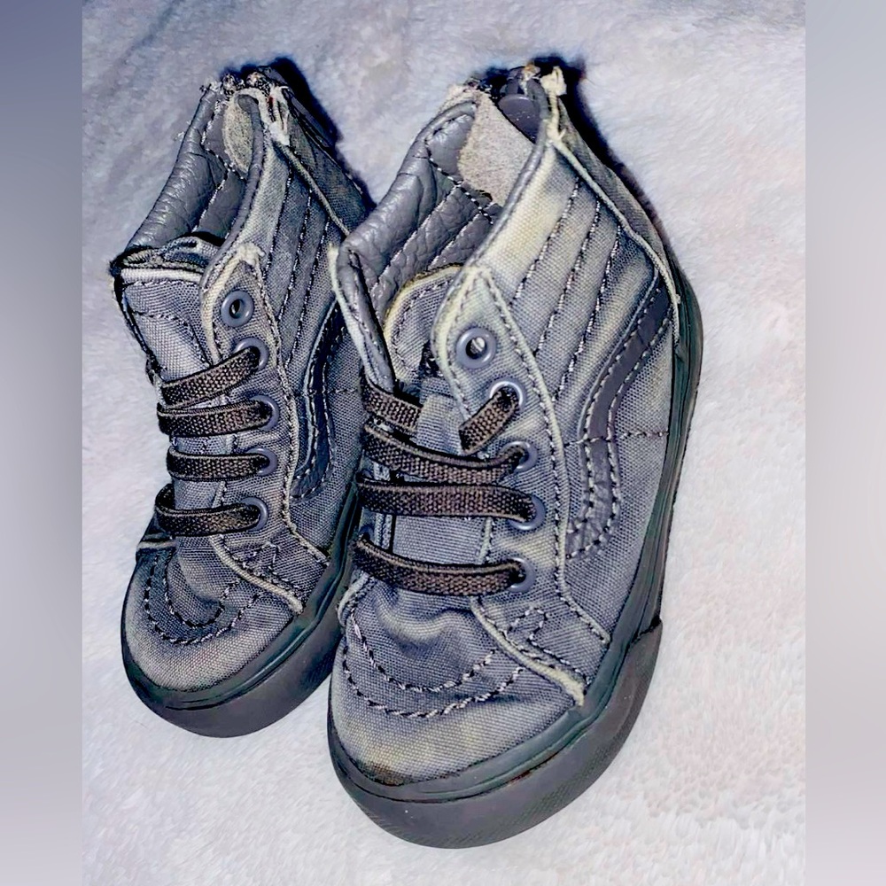 Baby vans - Picture 1 of 1